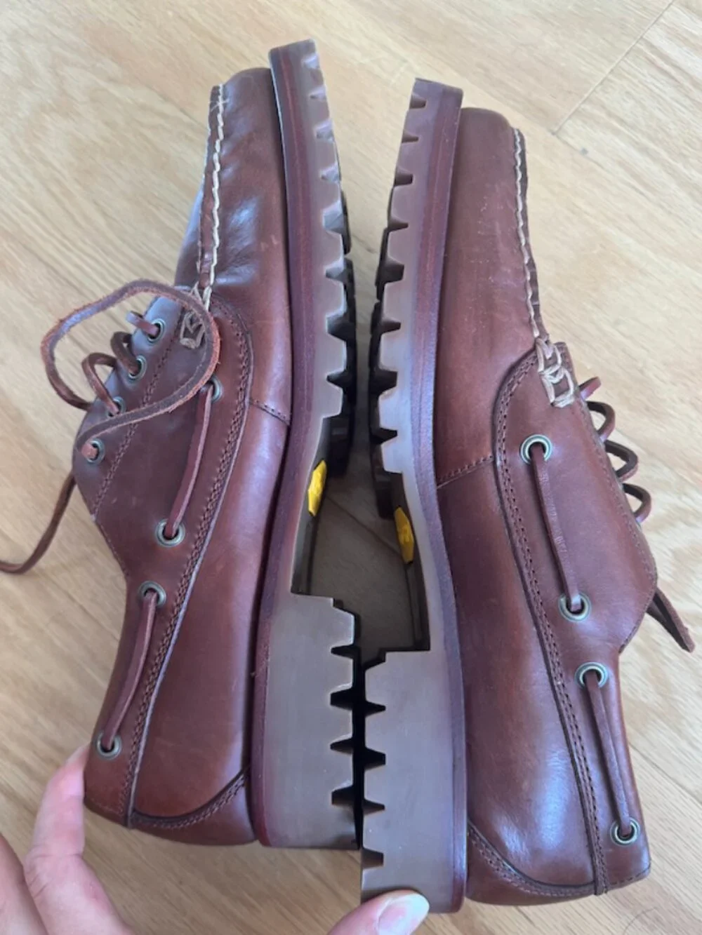 Brooks Brothers Brown Leather Loafers in Size 10